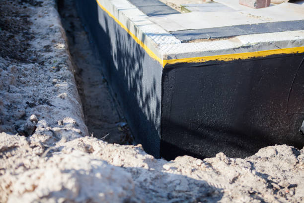 Professional Crawl Space Encapsulation technician working in Glenwood, IL